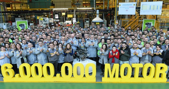 Oyak Renault’nun 6 Milyonuncu Motor Gururu