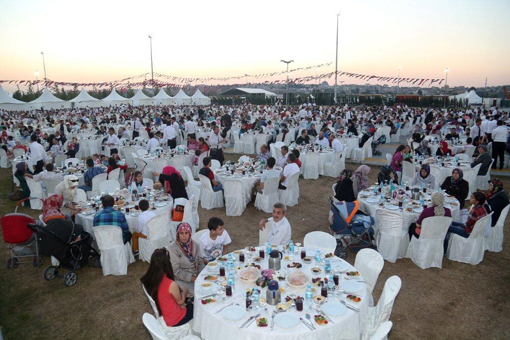 İSPARK Ailesi Geleneksel iftar Yemeğinde Buluştu