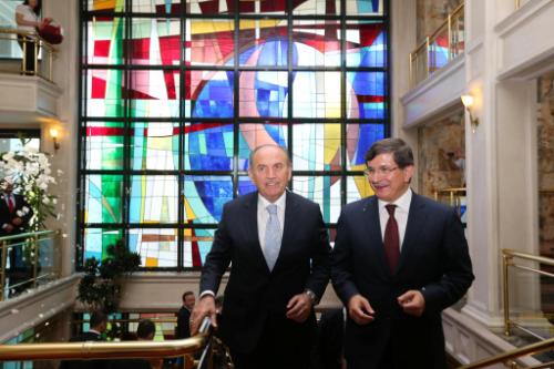 Başbakan Davutoğlundan İBBye Ziyaret
