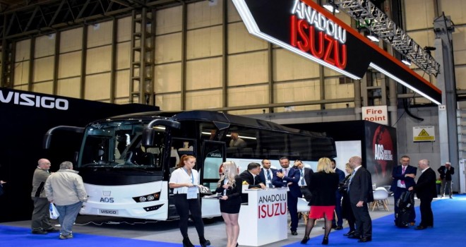 AOS İlk Sağdan Direksiyonlu Otobüsünü Euro Bus Expo Fuarı’nda Sergiledi